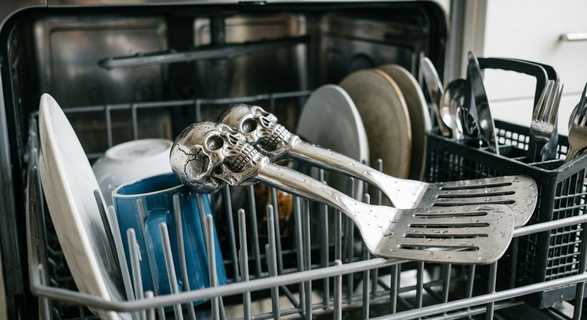 Can Stainless-Steel Grill Spatulas Go in the Dishwasher?